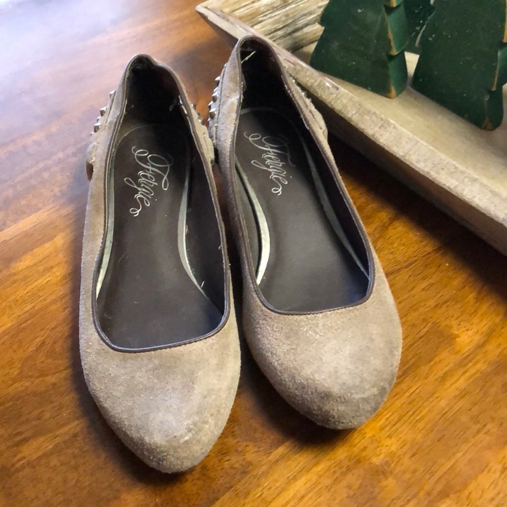 FERGIE leather studded flat